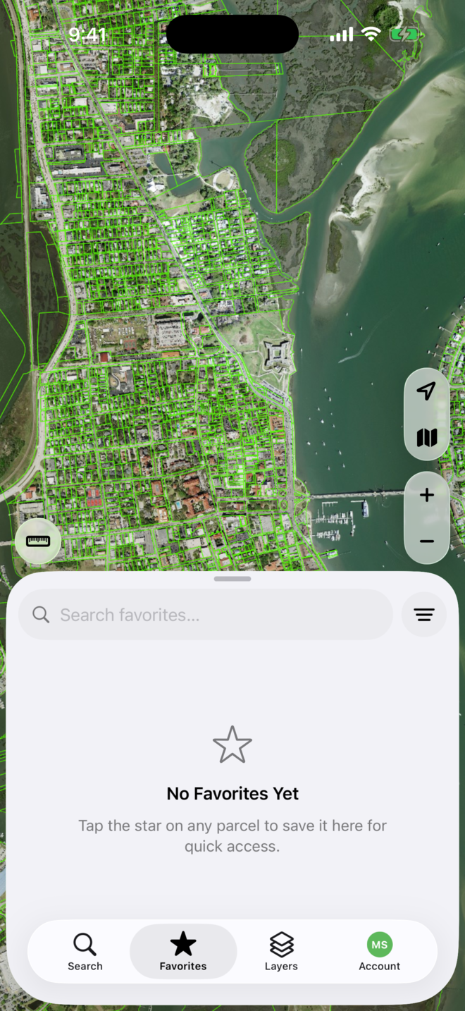 The Favorites tab in the MapWise app before anything is saved, with the prompt to tap the star on any parcel.