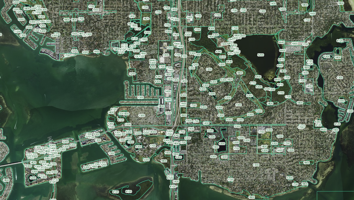 Land Cover 2023 Outlines and Labels Map Sample